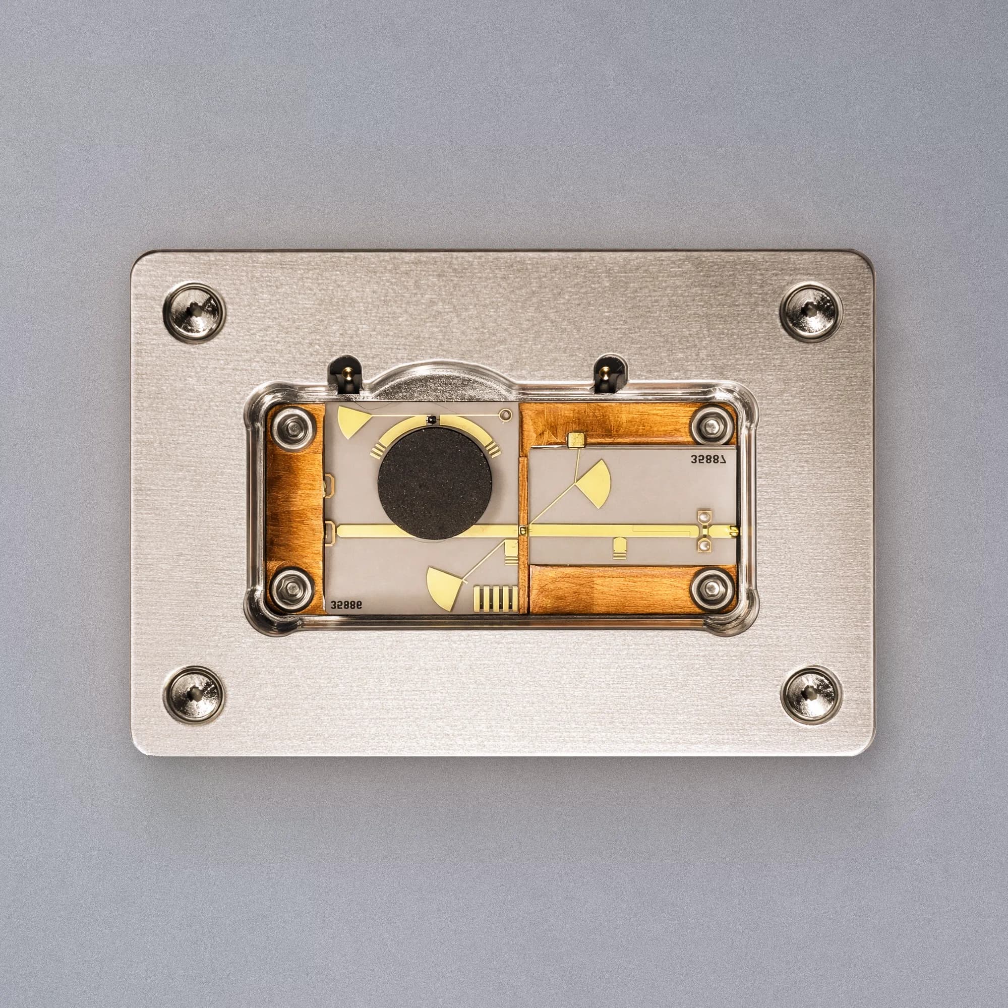 Dielectric resonator oscillator